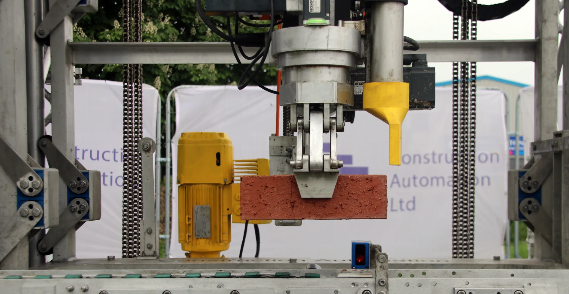 Inilah Alasan AI dan Robot Belum Bisa Menjadi Tukang Bangunan